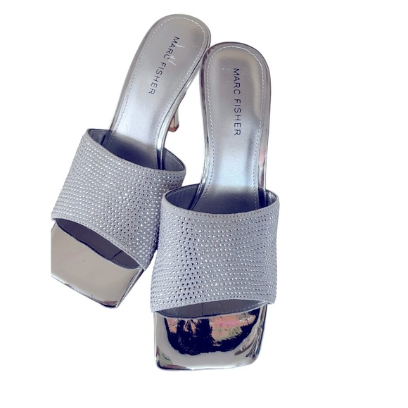 Marc Fisher Silver Chrome Boxy Diamond Bling Wedding Formal Square Heels size 7 - Picture 1 of 8